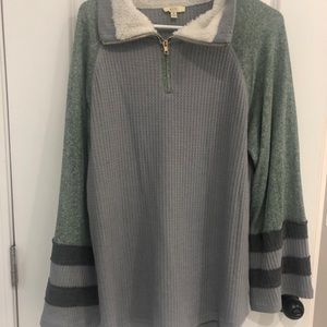 New boutique quarter zip